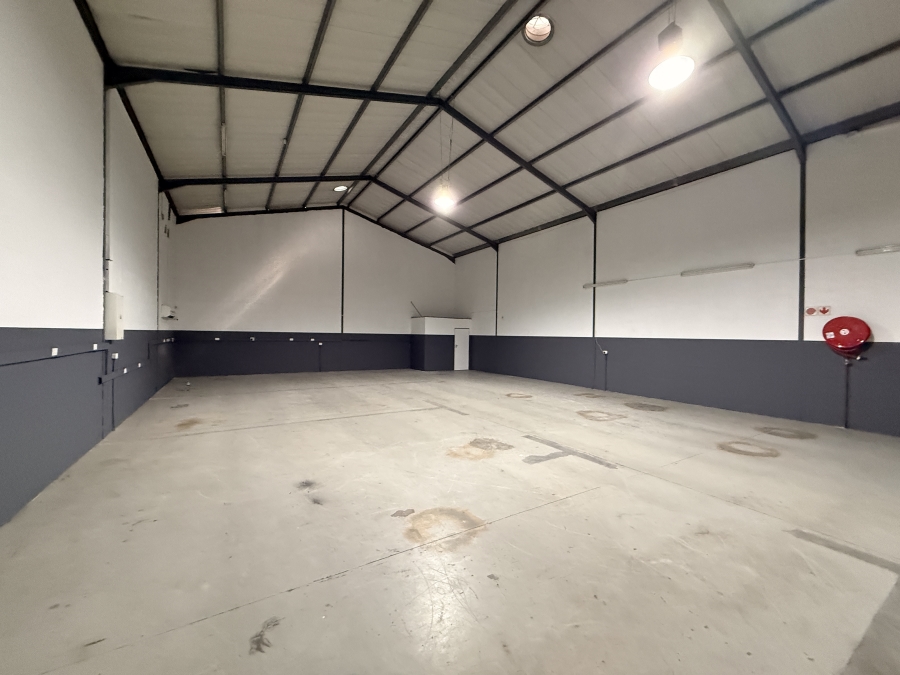 To Let Commercial Property for Rent in Parow Industrial Western Cape